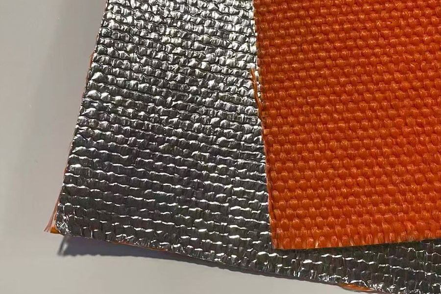 Tykkelse 1-5 mm ekspanderet glasfiberstof – til polstring